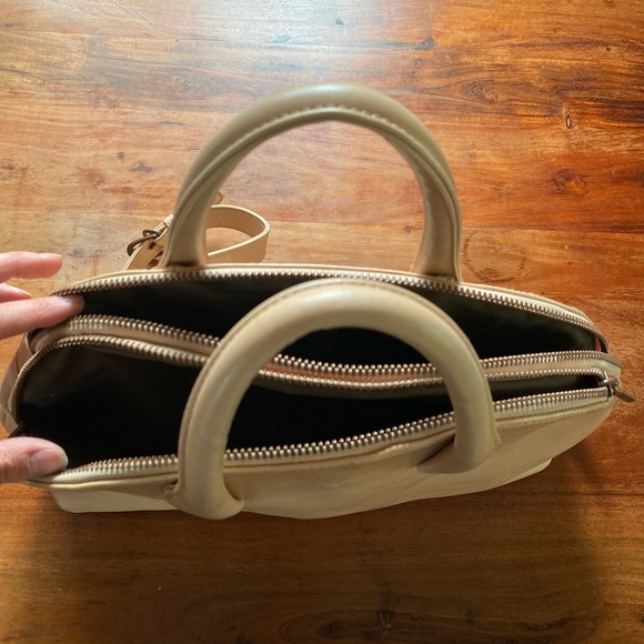 Matt & Nat Bag - Picture 2 of 2